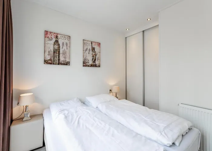 In Near Bemelerberg Reserve *