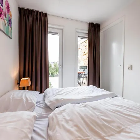 In For Family Holiday home Bemelen