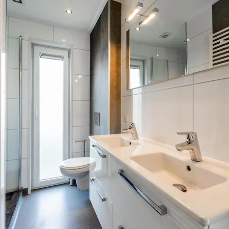 In Near Bemelerberg Reserve *